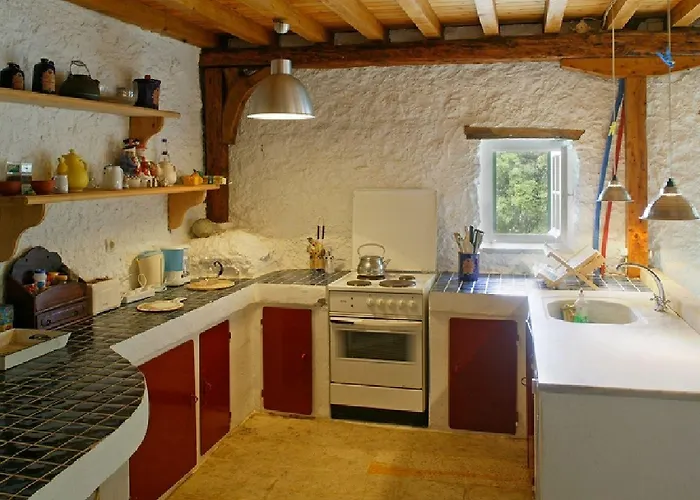 The Old House - Collection بيت للعطل *